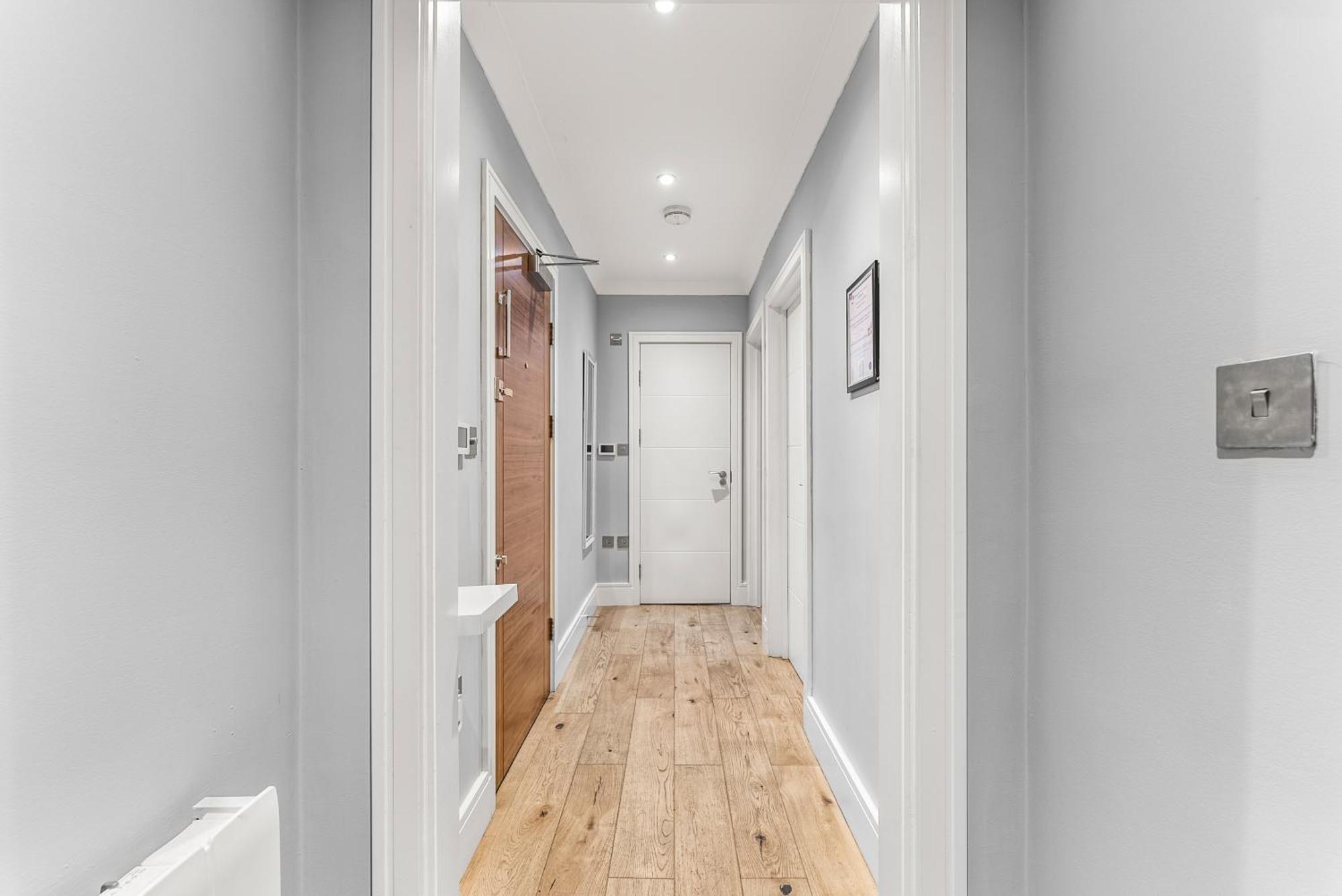 Comfortable City Centre Apartment For Contractors And Couples - City Centre Бристол Екстериор снимка