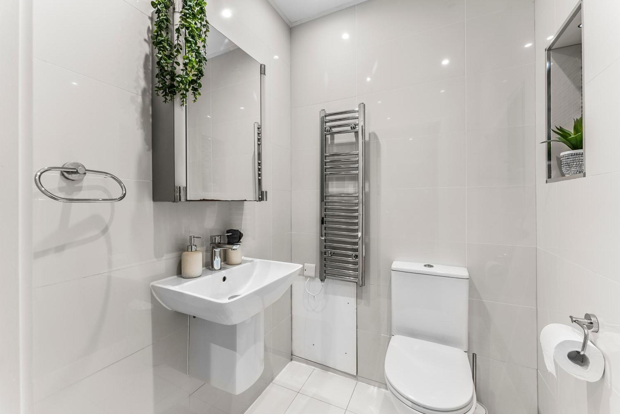 Comfortable City Centre Apartment For Contractors And Couples - City Centre Бристол Екстериор снимка