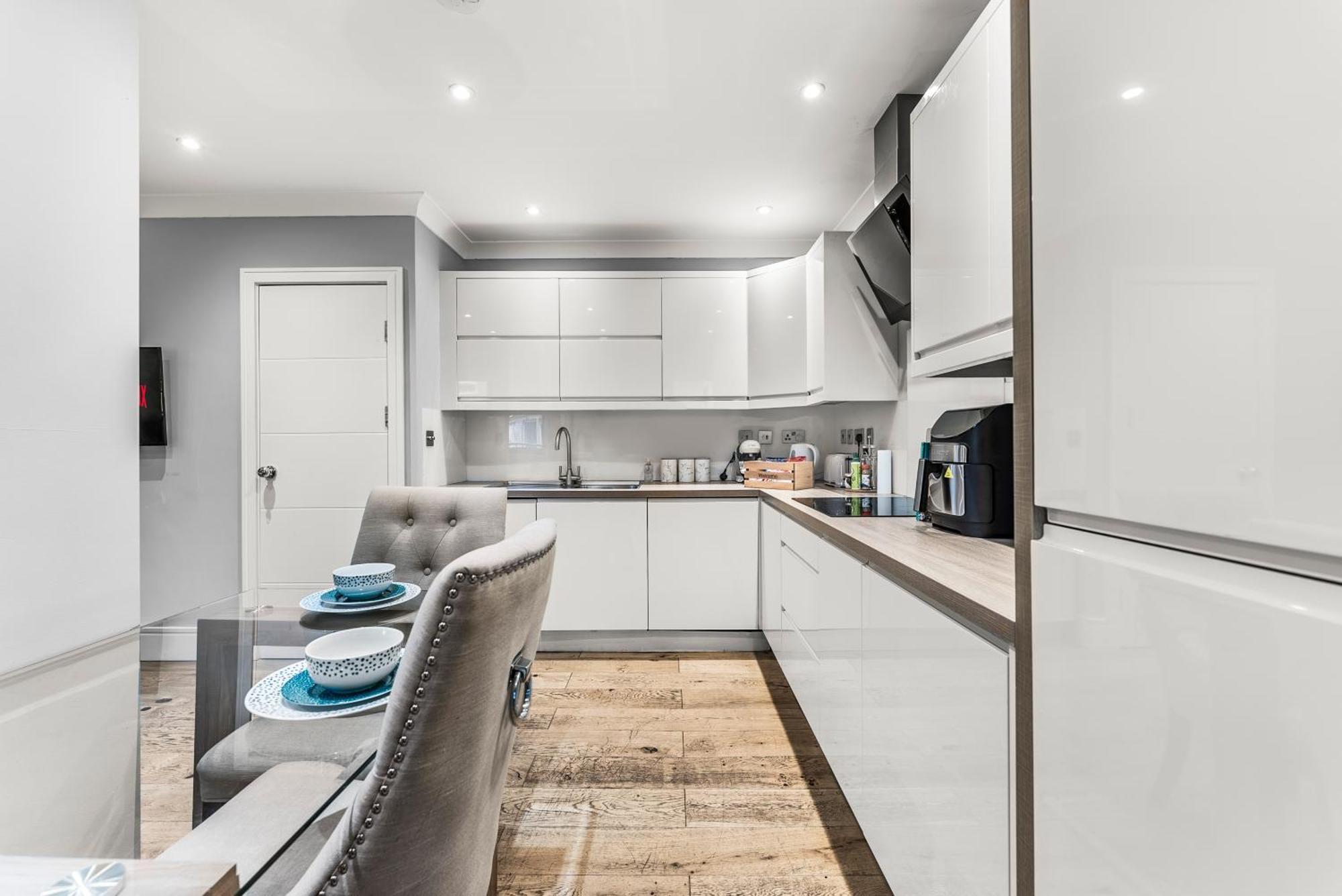 Comfortable City Centre Apartment For Contractors And Couples - City Centre Бристол Екстериор снимка